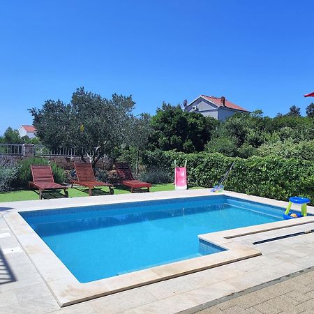 Holiday House Nena With Pool Vinišće Buitenkant foto