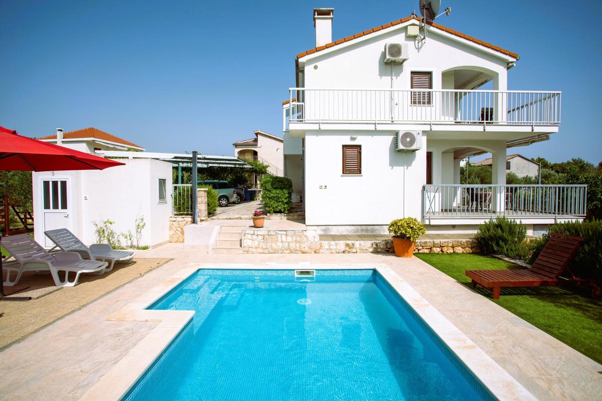 Holiday House Nena With Pool Vinišće Buitenkant foto