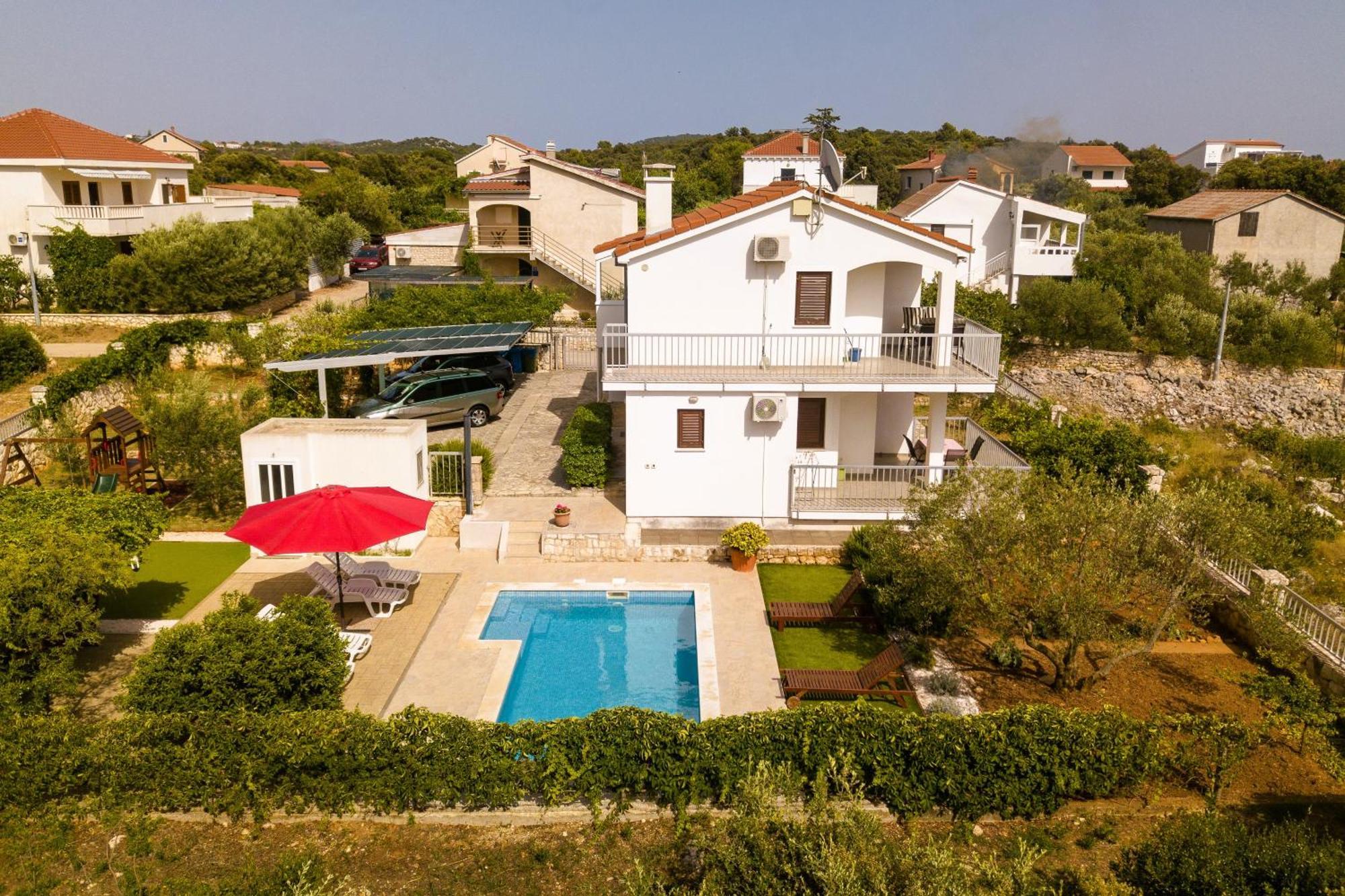 Holiday House Nena With Pool Vinišće Buitenkant foto